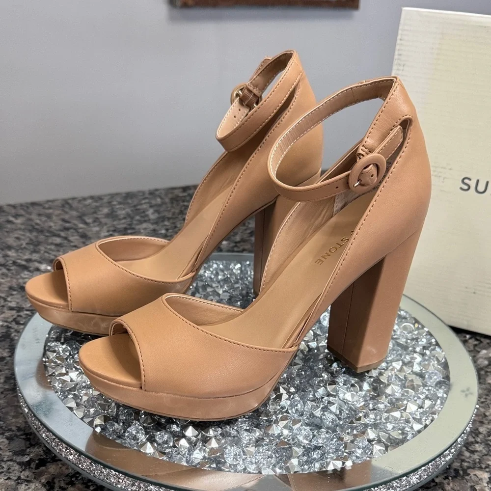 Sun + Stone Reeta nude Women's Beige Ankle Strap platform chunky Heels NEW 9.5